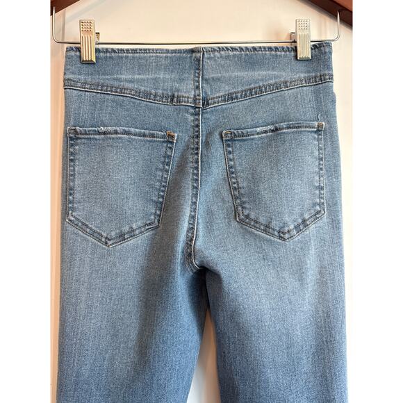 Women's Pull-On Flare Jeggings Size 1 High Waisted Raw Hem - Picture 3 of 4